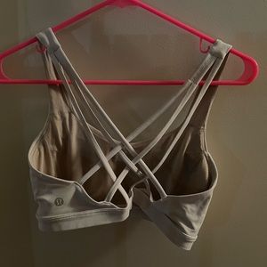 Lululemon Free to Be Serene Bra
